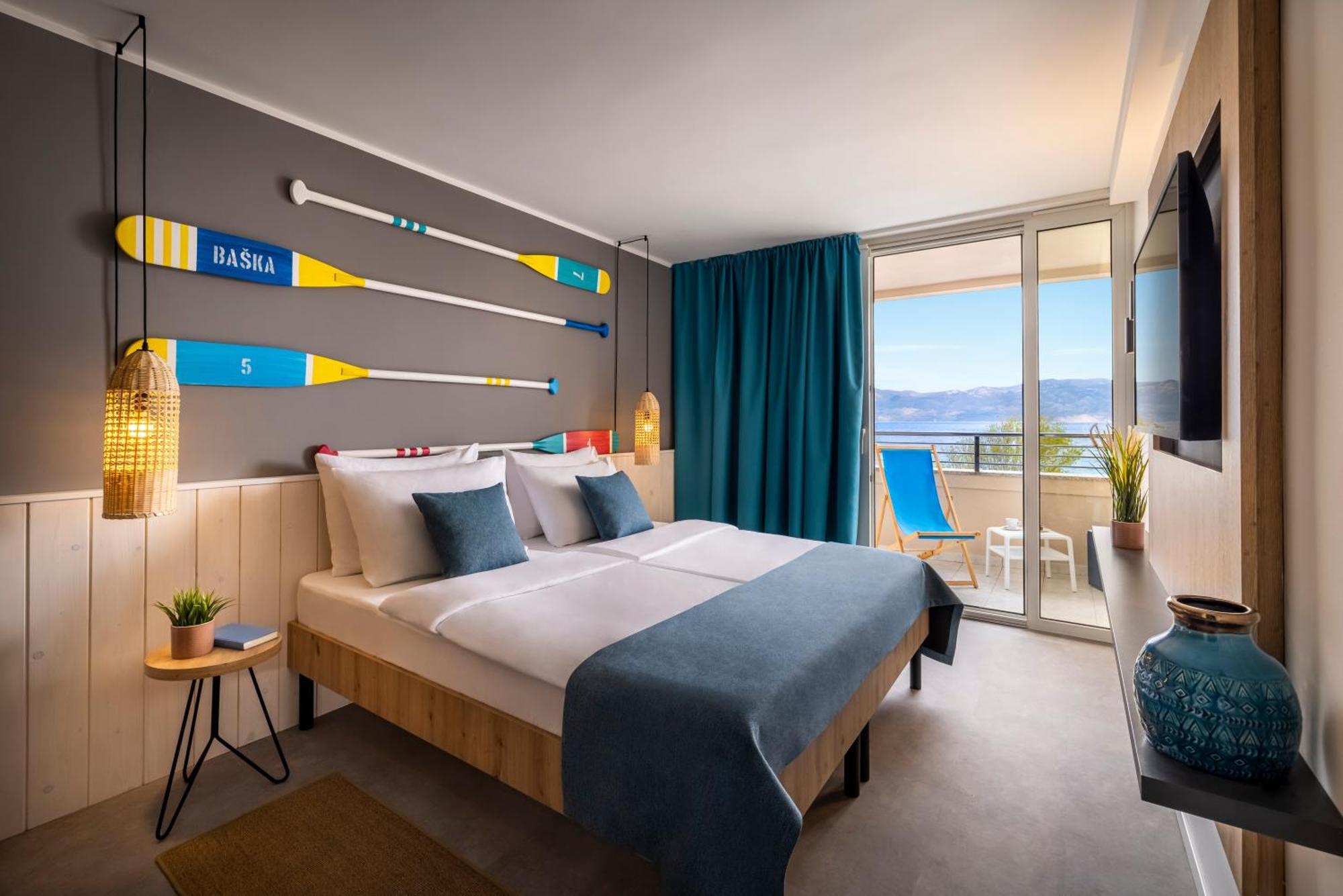 Sunny Baska Hotel By Valamar, Ex Corinthia Стая снимка