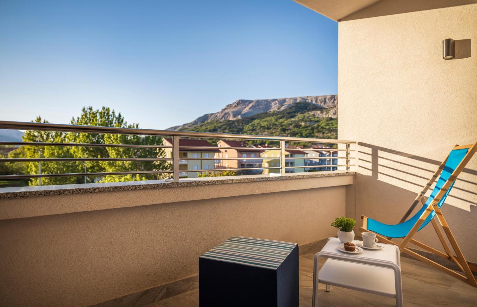 Sunny Baska Hotel By Valamar, Ex Corinthia Стая снимка